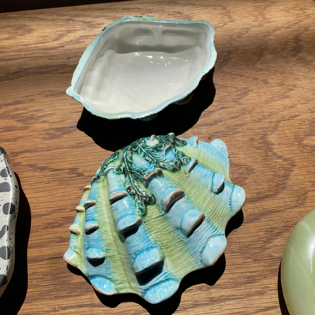 Vintage Italian Ceramic Clam Jewelry Box by Vietri