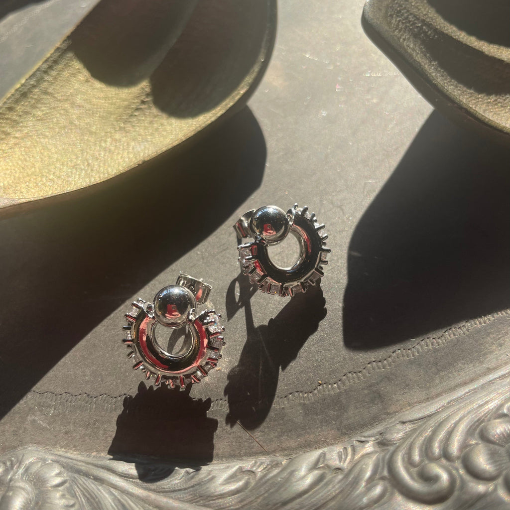 Moira Earrings by Justine Clenquet