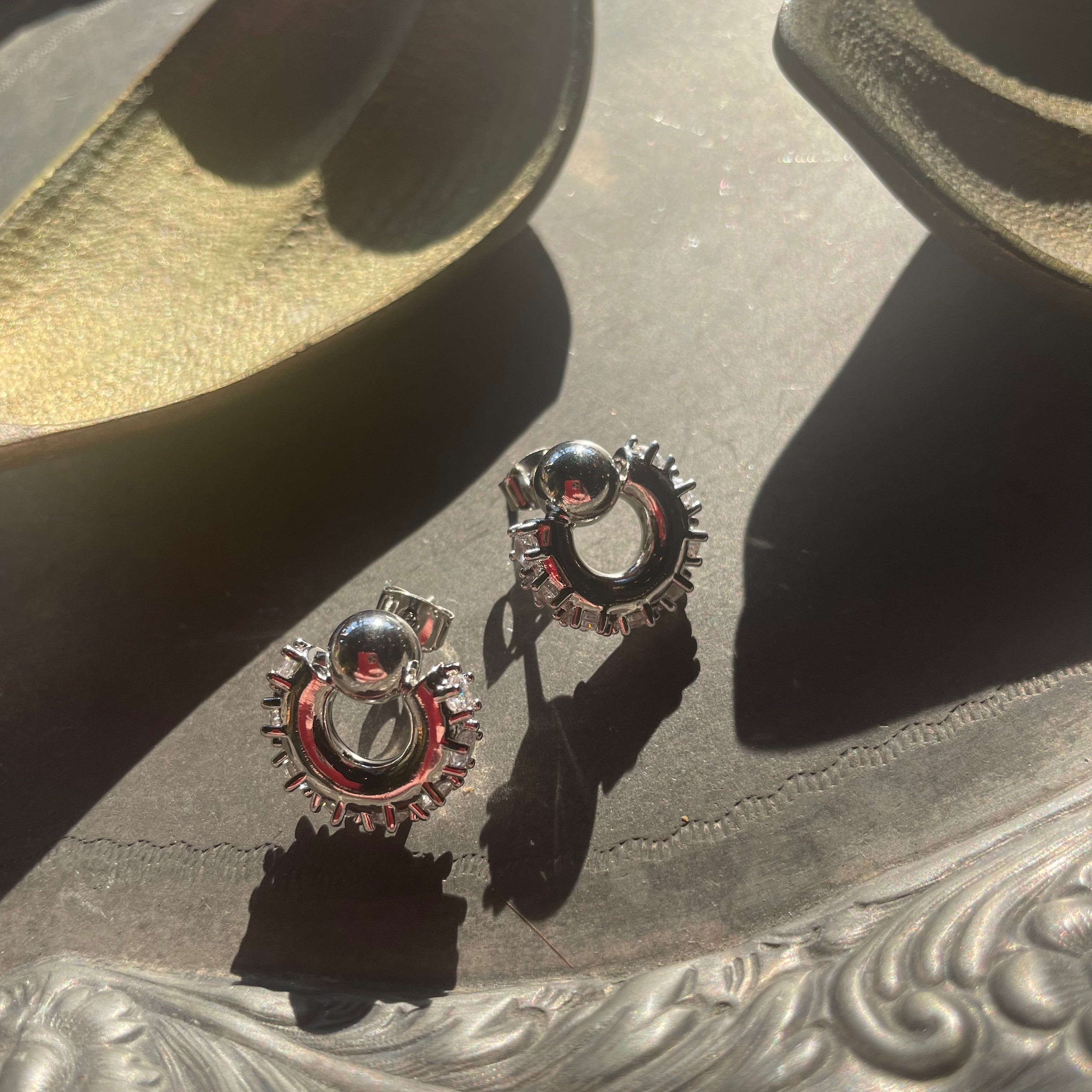Moira Earrings by Justine Clenquet