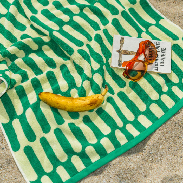 Paseo Towels by Tarta Gelatina - 2 Sizes