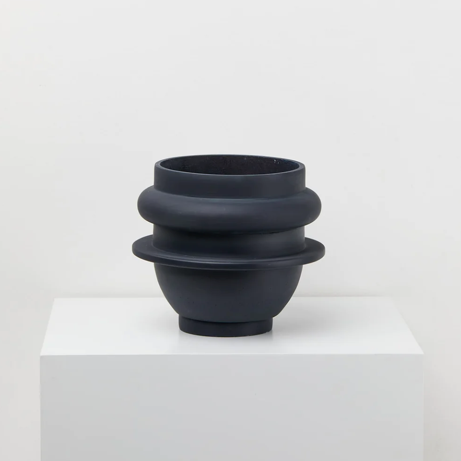 Bud Planter by Capra Designs