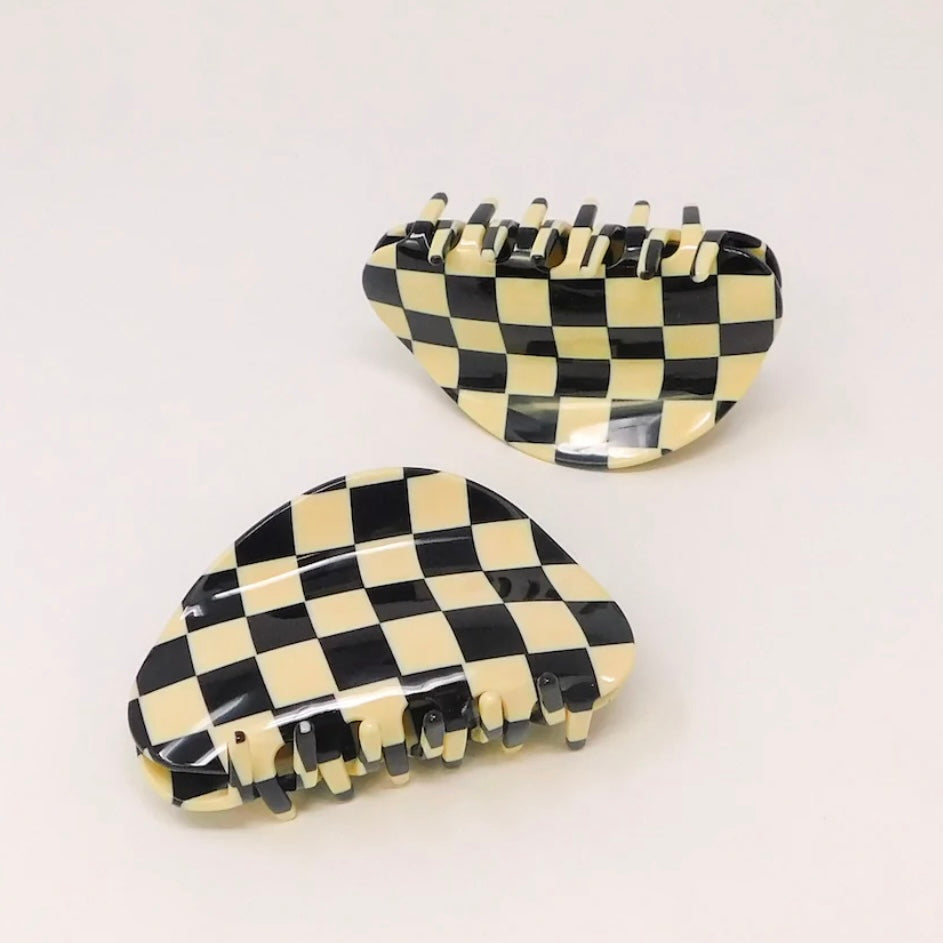 Checker Claw by Chunks