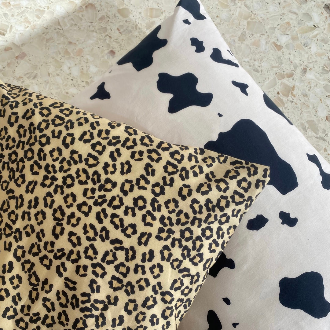 Beditorial Pillowcases: Set of 2